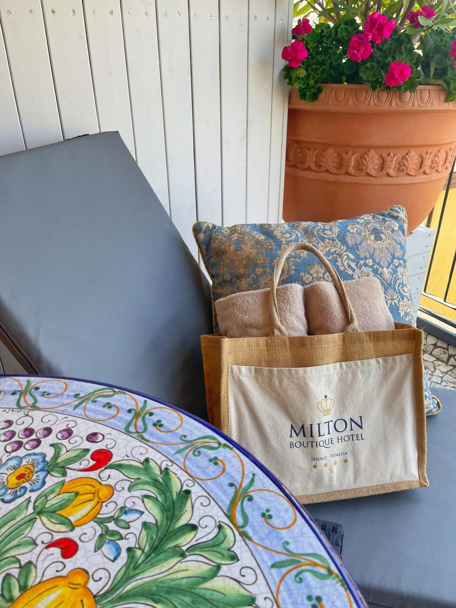 Milton Boutique Hotel - Adults Only Lido di Jesolo Exterior foto